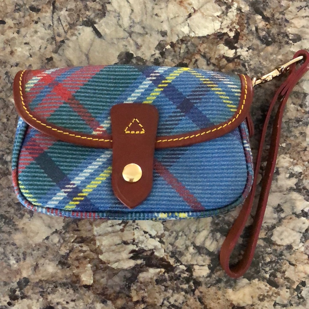 Excellent condition Dooney & Burke plaid wristlet